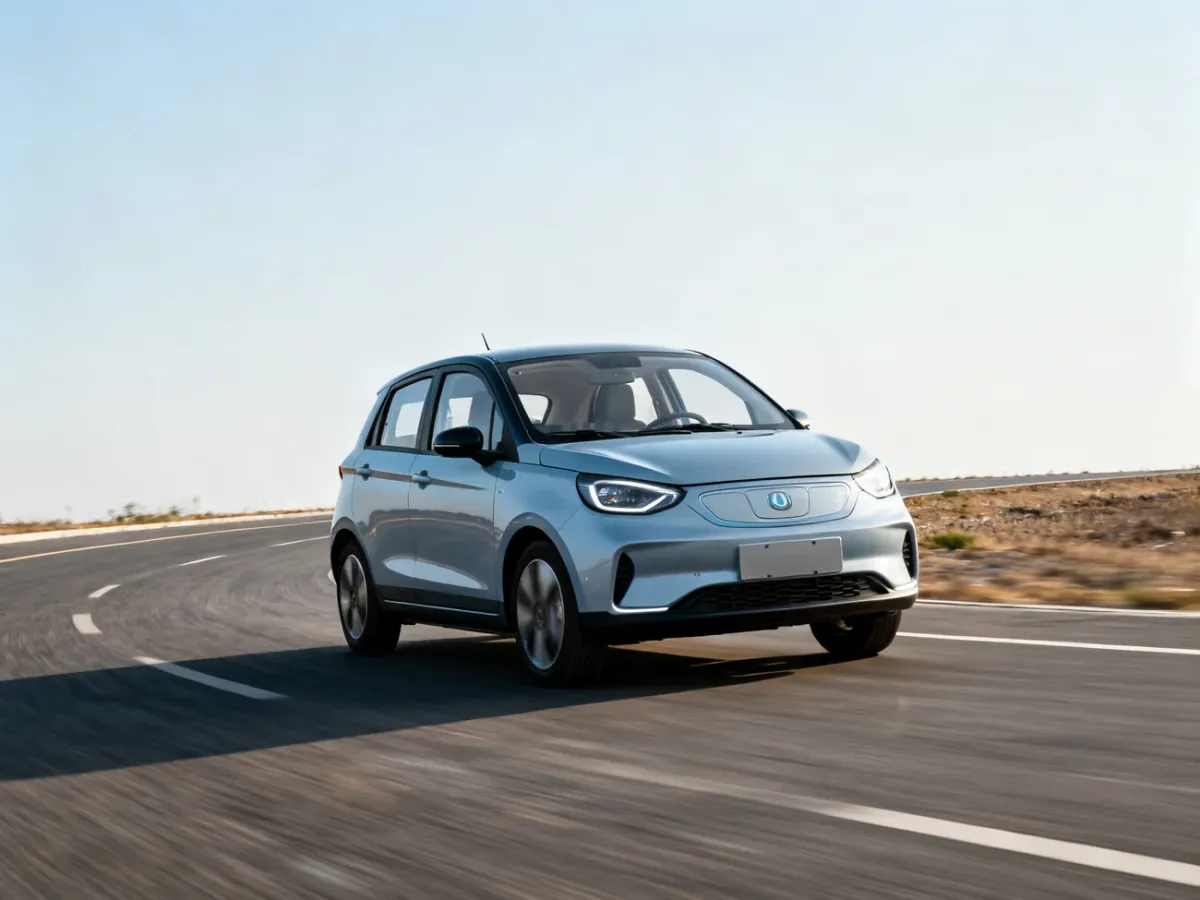 Dacia Spring Electric 65 na pozamiejskiej drodze